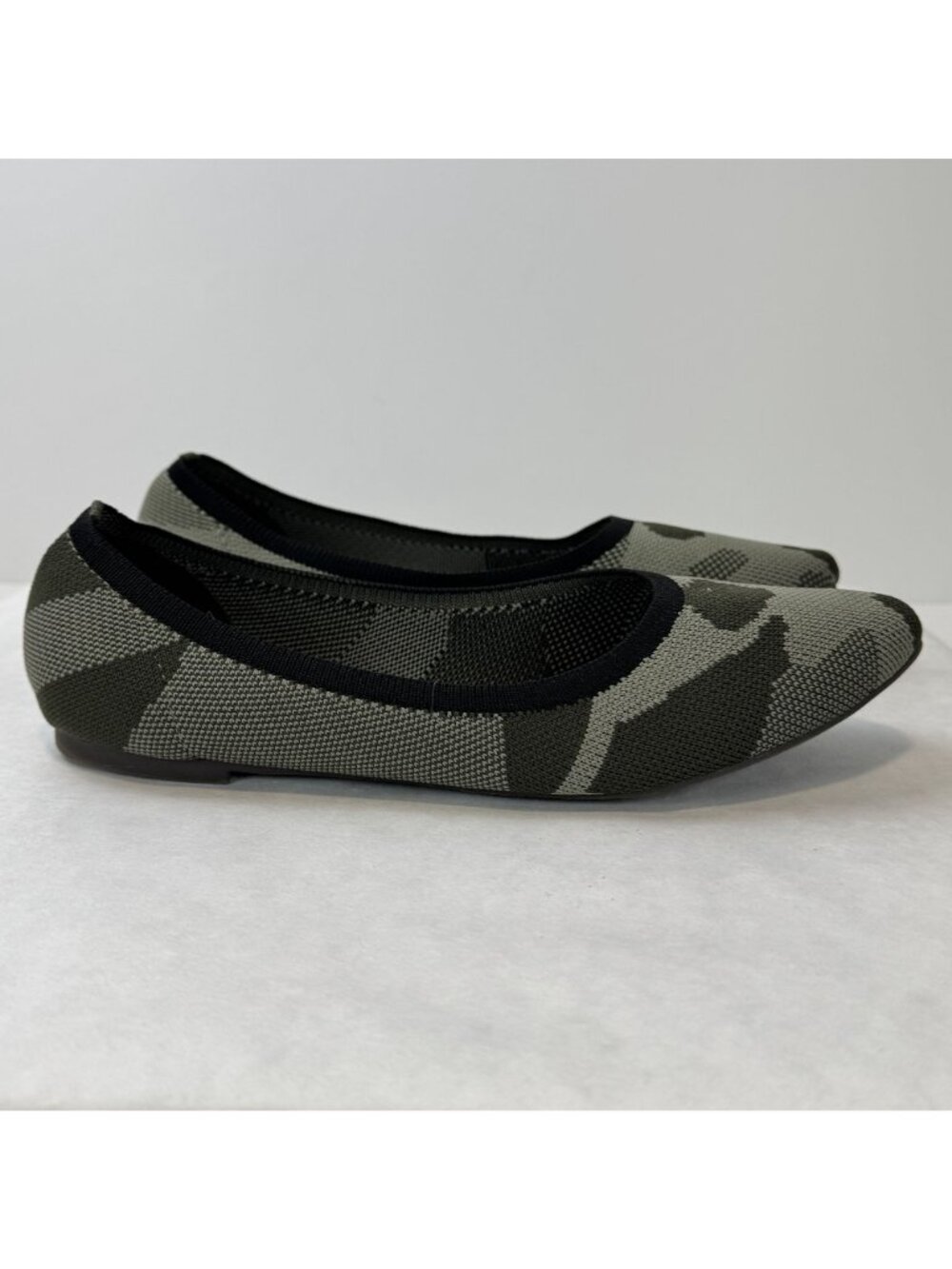 Jellypop Camo Ballet Flats Size 8M Green Memory Foam Slip-On Womens Shoes - Picture 3 of 12